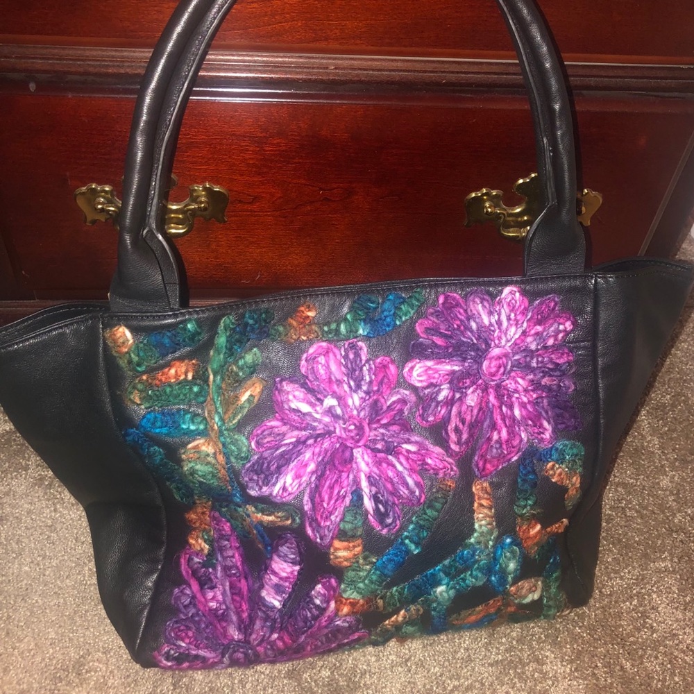 Clever Carriage Company Tote Bag
